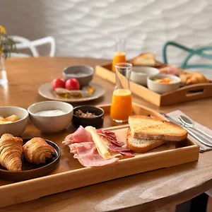 La Fonda Couette-café